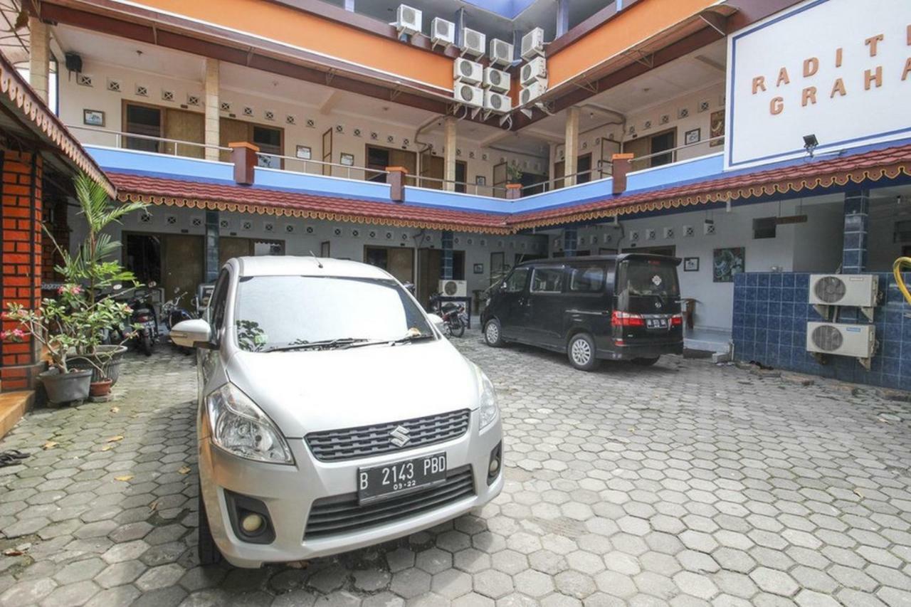 RedDoorz Syariah At Jalan Menteri Supeno Hotel Yogyakarta Luaran gambar